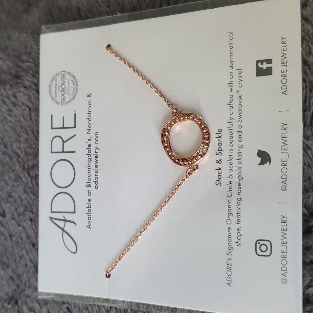Adore Organic Circle Beacelet 20$